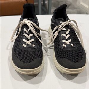 Women’s Black and White ECCO Sneakers Size 9-9.5